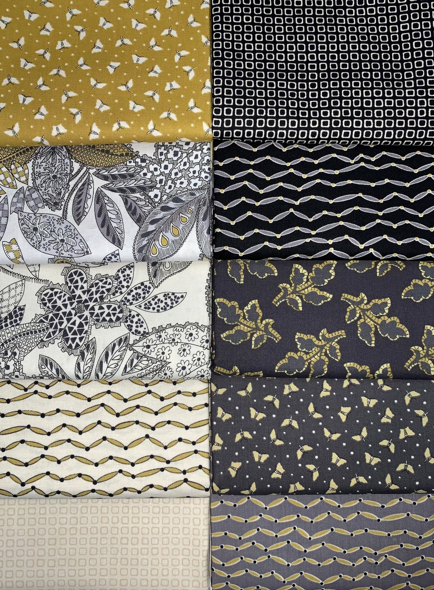 Andover/Makower UK "Frond" Half-yard Bundle - 10 Fabrics, 5 Total Yards
