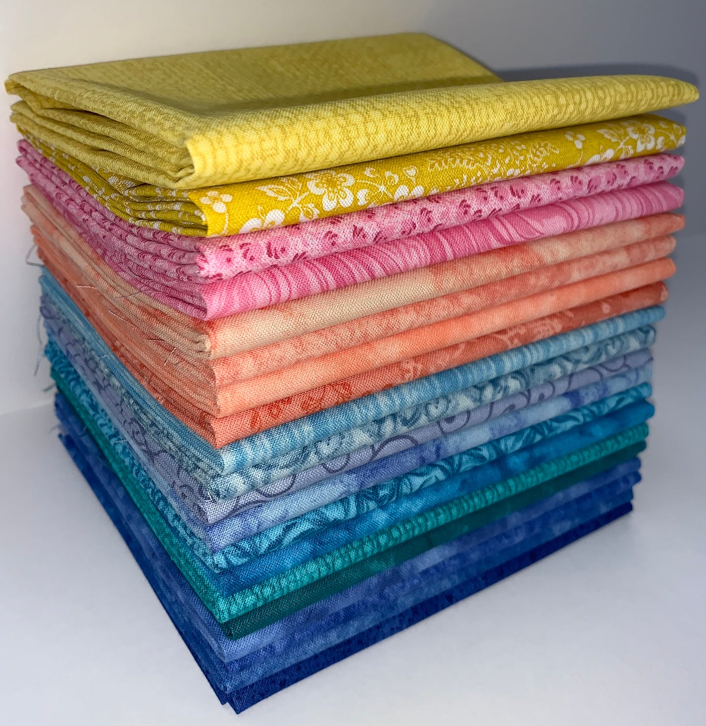 Ocean View Fat Quarter Bundle - 20 Fabrics, 20 Total Fat Quarters