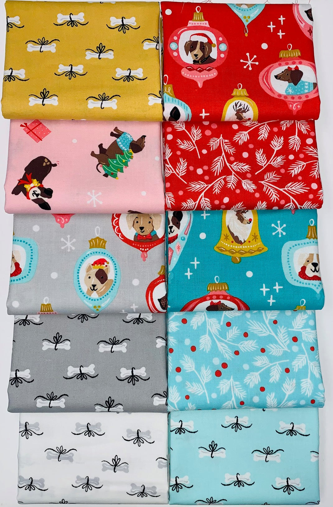 Andover/Makower UK "Furry And Bright" (Dogs, Christmas/Holiday) Half-yard Bundle - 10 Fabrics, 5 Total Yards