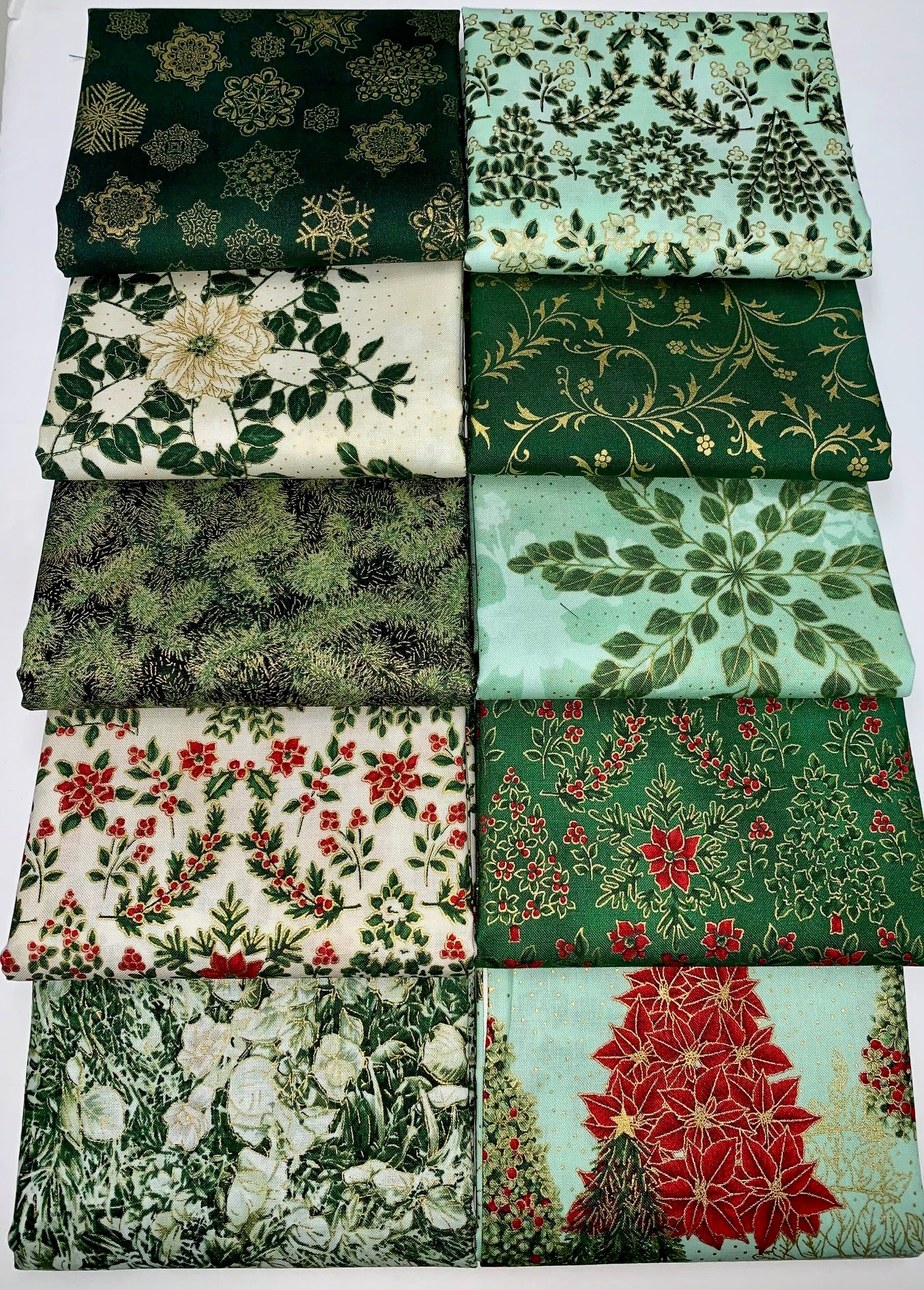 Robert Kaufman "Holiday Flourish Snow Flower" Pine/Gold Half-Yard Bundle - 10 Fabrics, 5 Total Yards