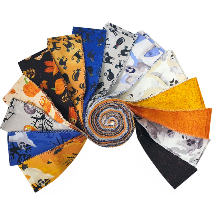 Clothworks - Haunted Hollow - 40 2.5" Strips