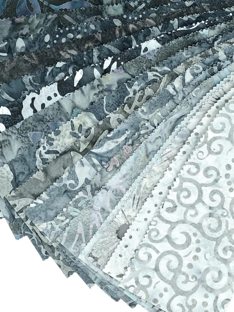 Maywood Studio - Java Batiks - Stone - 40 Strips