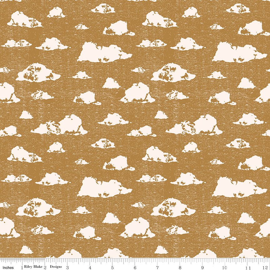 (2 yd) Riley Blake Dancing Daisies C14541 Golden Skies