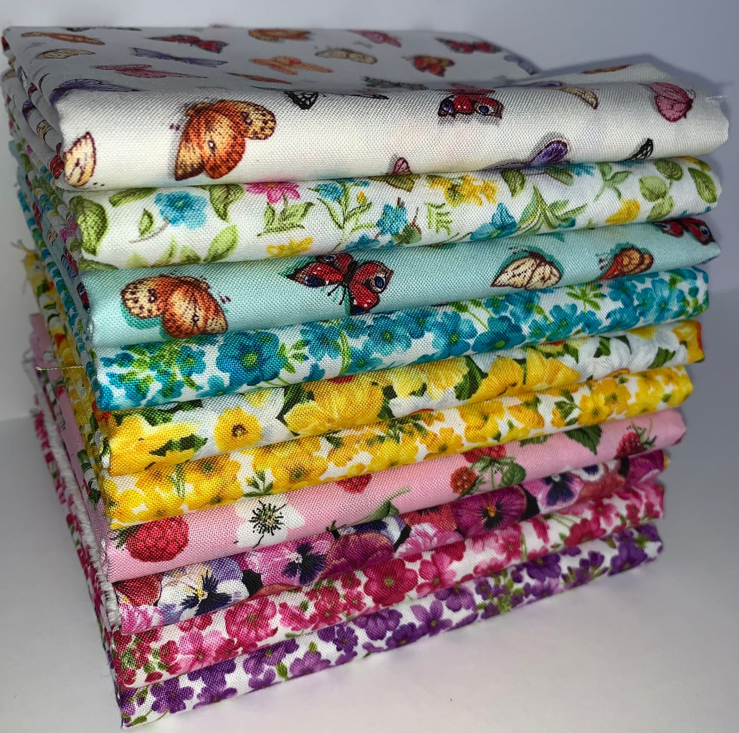Andover/Makower UK "Summer Days" Half-yard Bundle - 10 Fabrics, 5 Total Yards
