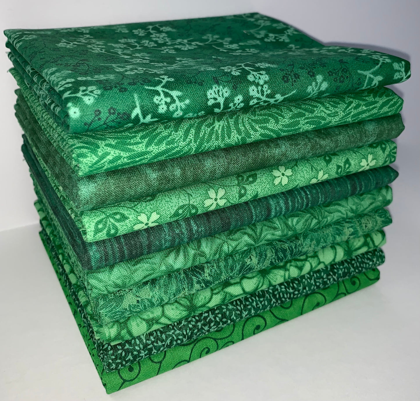Basic Colors - Hunter/Kelly Half-yard Bundle - 10 Fabrics,5 Total Yards