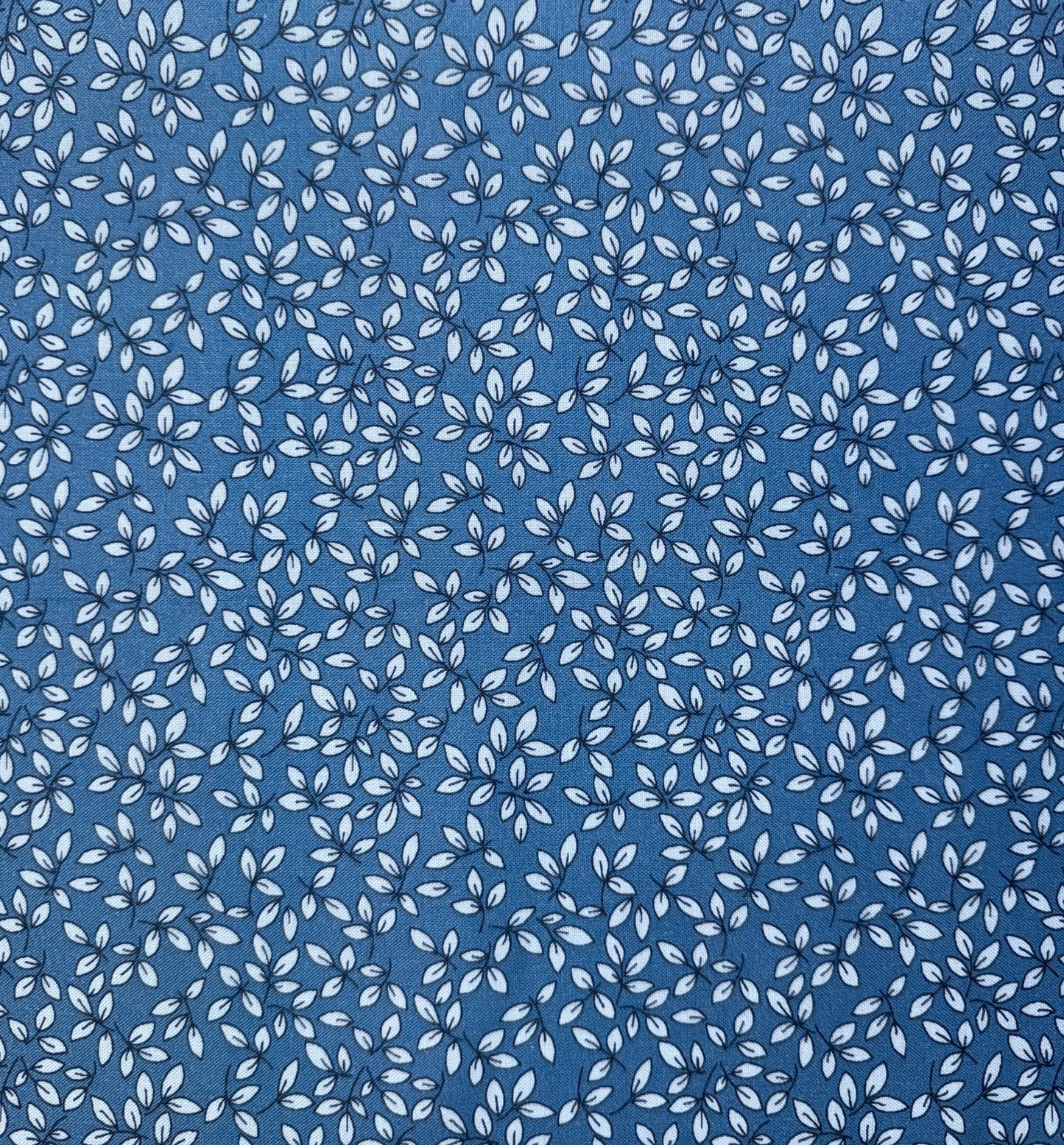 (6 yd) Robert Kaufman Flowerhouse 1930s Basics FLH-21225-4 Foliage Blue