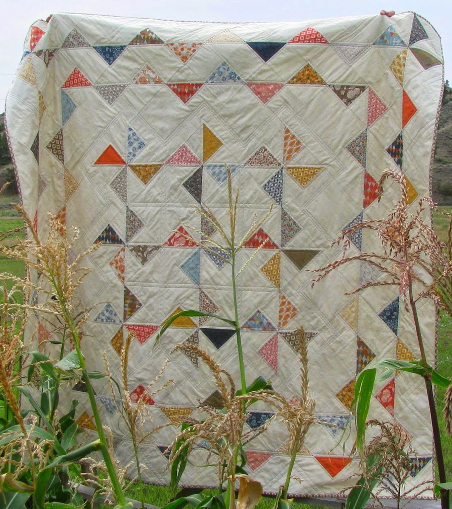 Free "Breezy Buntings" Charm Pack Pattern!