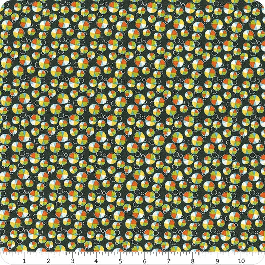 (1.5 yd) Riley Blake Here Comes The Sun C14817 Midnight Slices