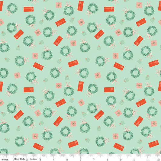 (4.5 yd) Riley Blake Holiday Cheer C13614 Mint Wreaths