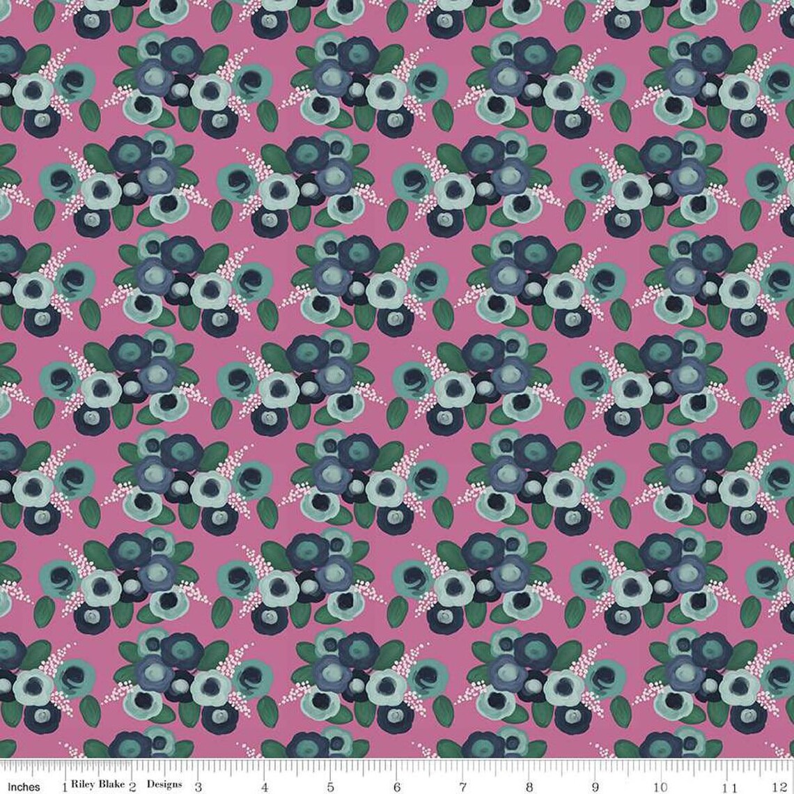 (1.5 yd) Riley Blake Morning Meadow C15943 Orchid Roses