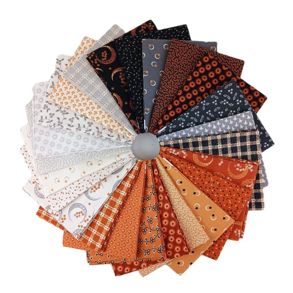 Andover/Makower UK - Midnight Moon Double Scoops - 40 2.5" Strips