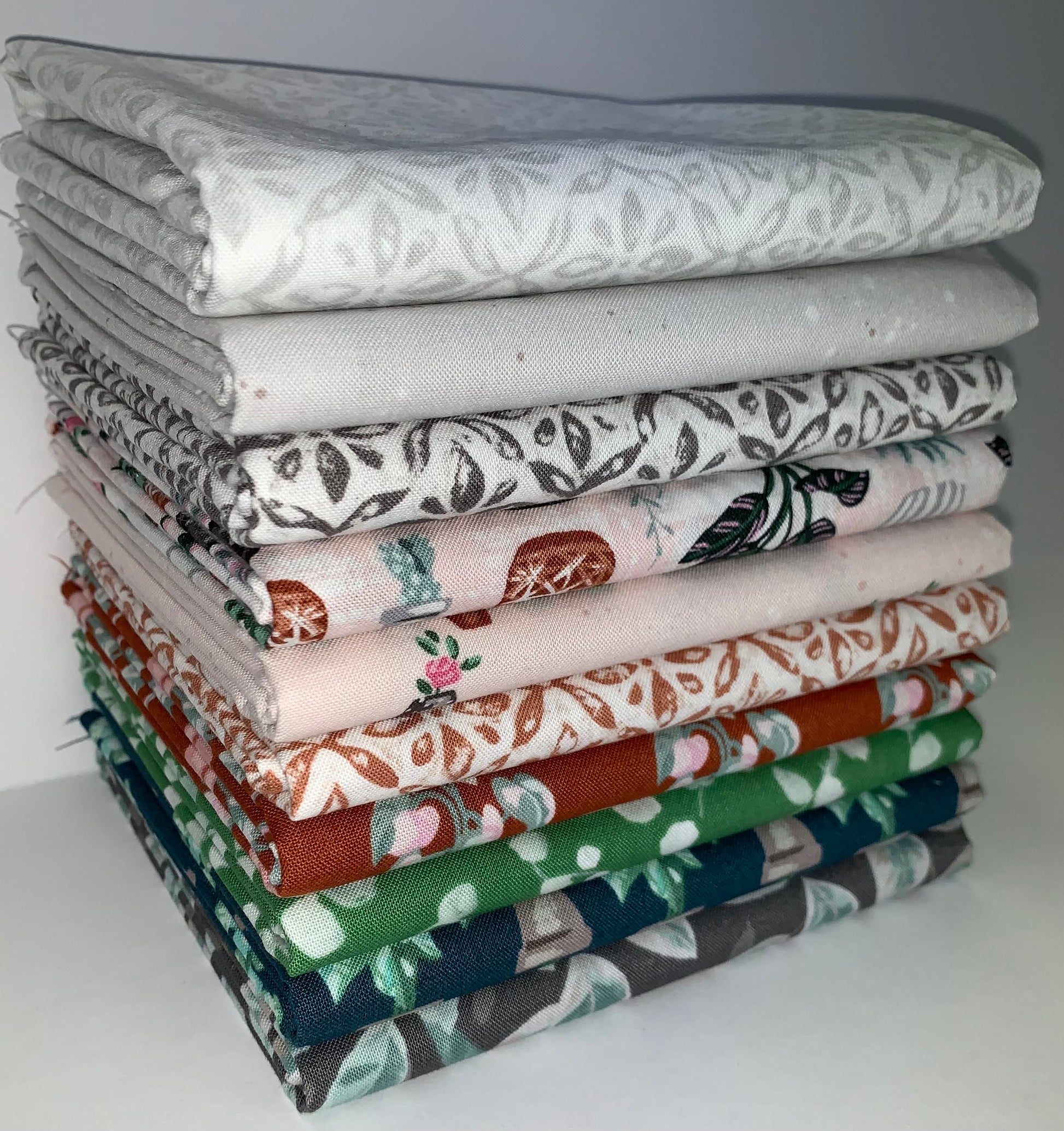 Robert Kaufman Patio Half-Yard Bundle - 10 Fabrics, 5 Total