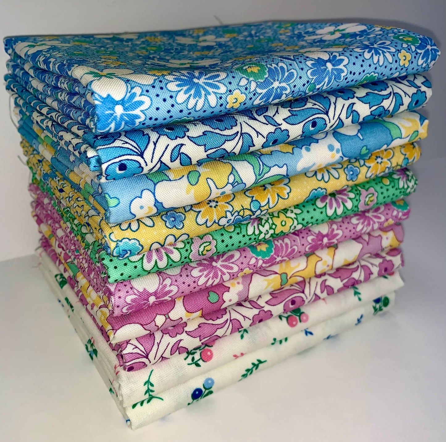 Robert Kaufman Flowerhouse "Gentle Petals" Half-Yard Bundle - 10 Fabrics, 5 Total Yards