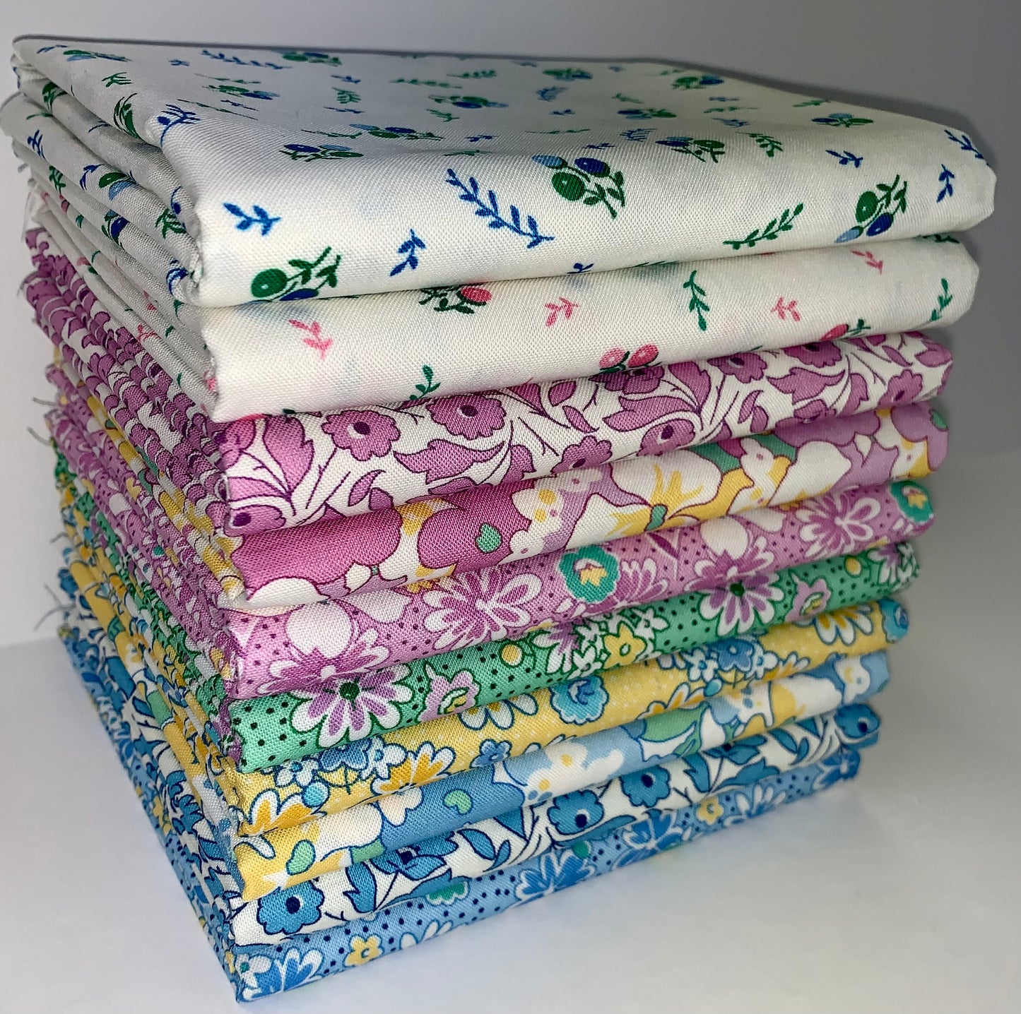 Robert Kaufman Flowerhouse "Gentle Petals" Half-Yard Bundle - 10 Fabrics, 5 Total Yards